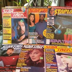 Star trek magazines Collectible