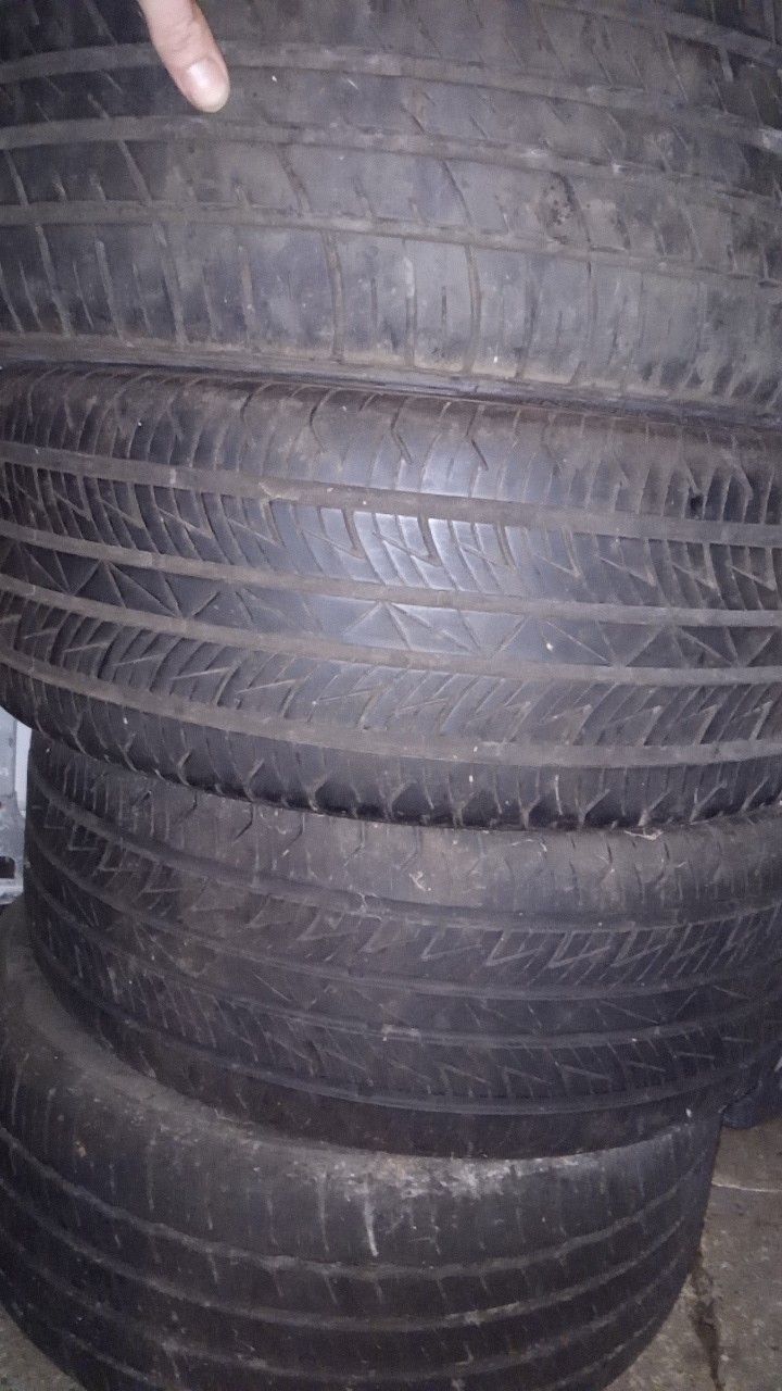 Saab 5 lug 90%tires and rims