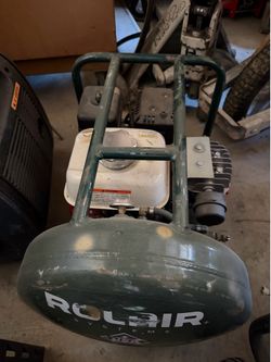 Rolair compressor