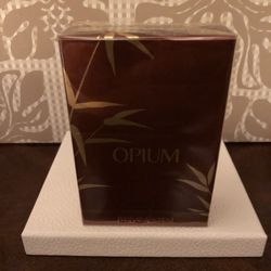Yves Saint Laurent  -  Opium Eau De Toilette