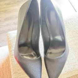 New Black High Heel Pumps – Size 38