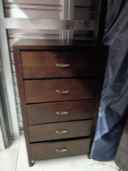 Solid wood 5 drawer dresser