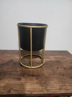 Small Pot/Plant Stand