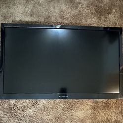 SAMSUNG TV With Wall Mount Attachment 