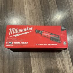 Milwaukee 3/8 Ratchet 