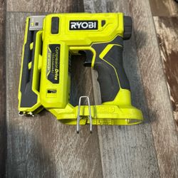 RYOBI ONE+ 18V Cordless 3/8 in. Crown Stapler 