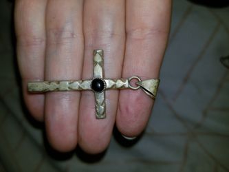Sterling silver cross pendant