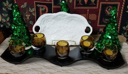 Holiday decor (please read description)