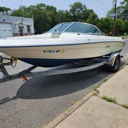 1998 Sea Ray 17.5 Series (18ft) With Trailer