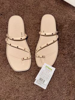 miami studded toe loop sandal