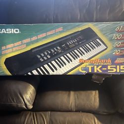 CASIO PORTABLE KEYBOARD 