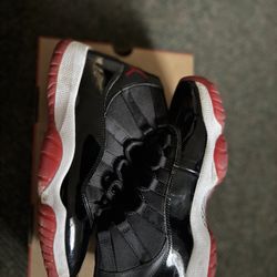 Jordan’s 11 Retro    Barely Use