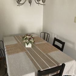 Kitchen Table And 2 Chairs 