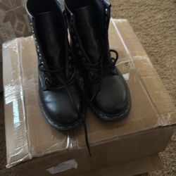 Dr. Marten Lace Up Boots