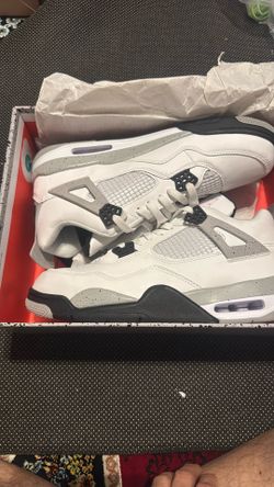Air Jordan 4 Retro 