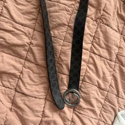 Gucci belt 