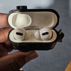 Apple Airpods With Protection Case