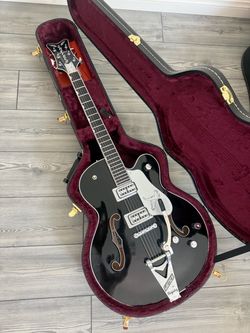 Gretsch Pro Falcon Semi Hollow body