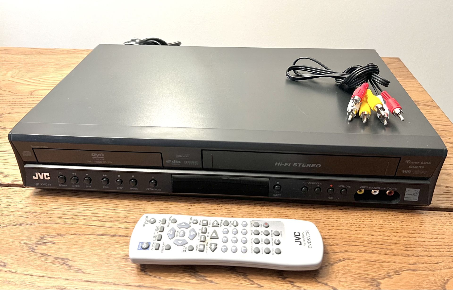 JVC VCR DVD Combo HR-XVC14 VHS Recorder w REMOTE & AV Cable - Tested & Working