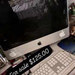 Apple desktop computer