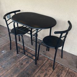 Table & Chair 
