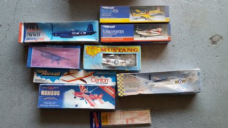 RUBBER POWERED FLYING PLANES