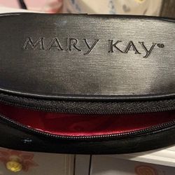 Mary Kay Makeup Pouch