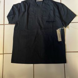 Essential Shirt 