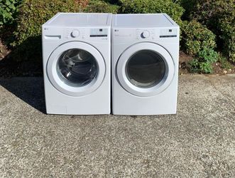 LG WASHER AND DRYER SET(2021)