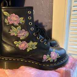 Dr.Martens Boots 