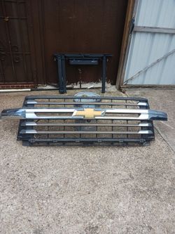 2020-2023 Chevy Silverado High Country 2500/3500 Grill W Cámara OEM