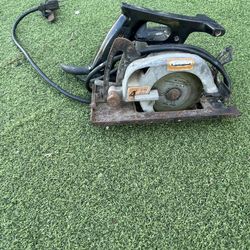 Craftsmen Circular Saw/ Cierra Circular