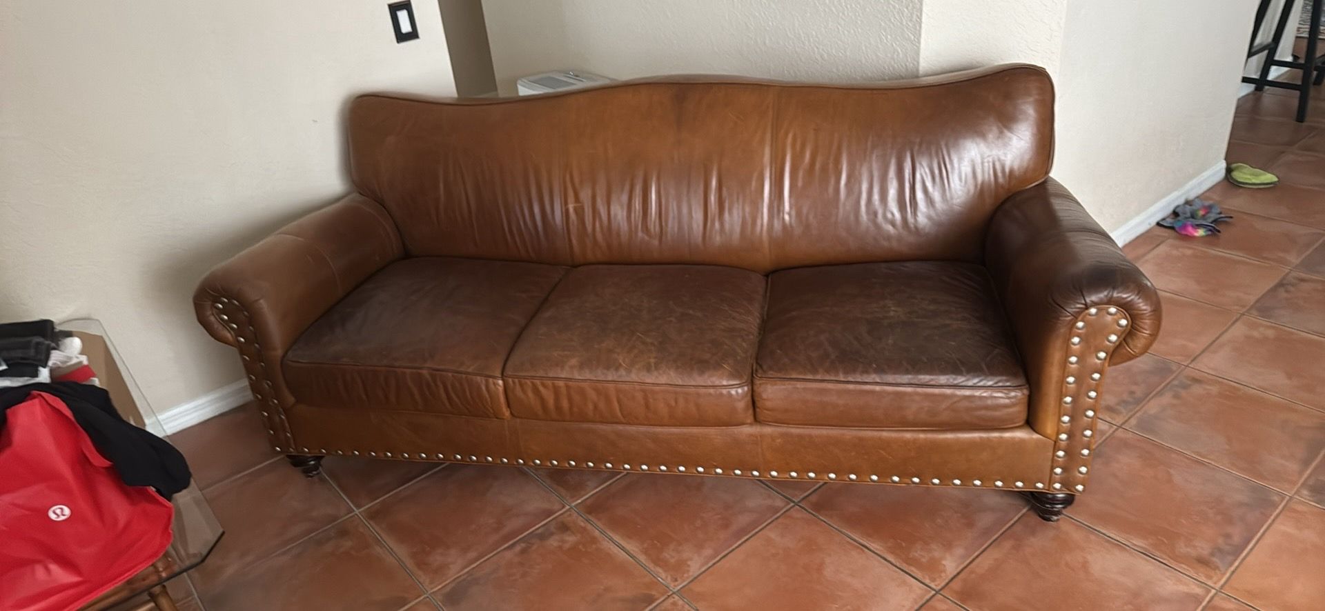 2x top grain couches