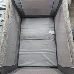 Pack' N Play