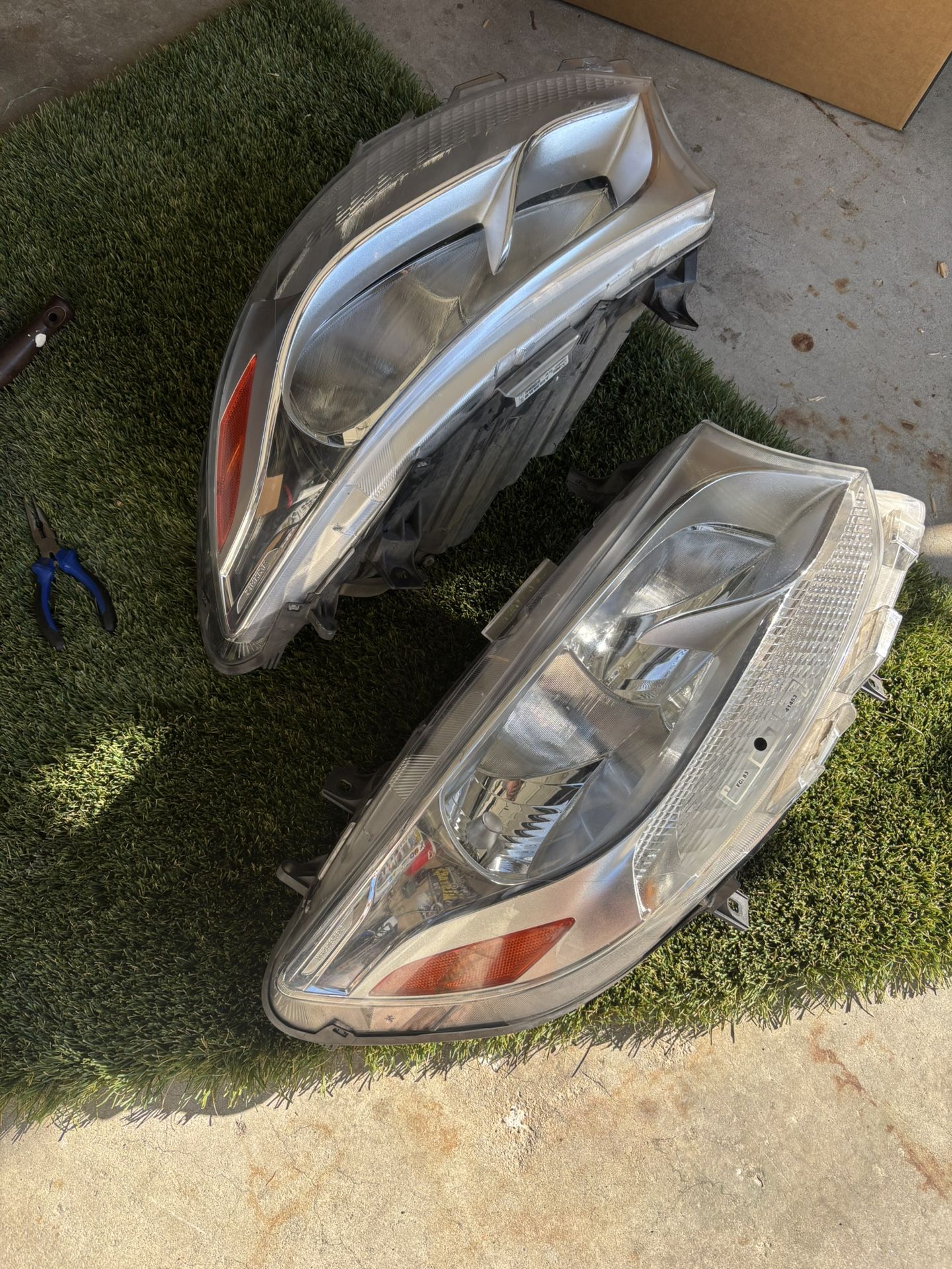 SPRINTER OEM HEADLIGHTS - 2020