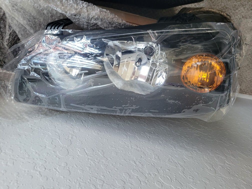 Sale Headlights Hyundai Elantra 2004- 2006