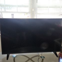 Roku tv Very Good Condition Have Remotr