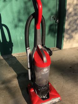 Dirt Devil Vacuum