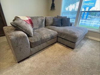 Dark Gray Sofa Chaise - Soft and Comfy - SAME DAY DELIVERY 🚚 - BrAnD NeW !!