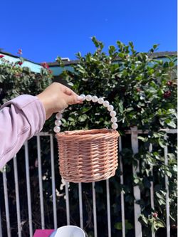 Pearled basket