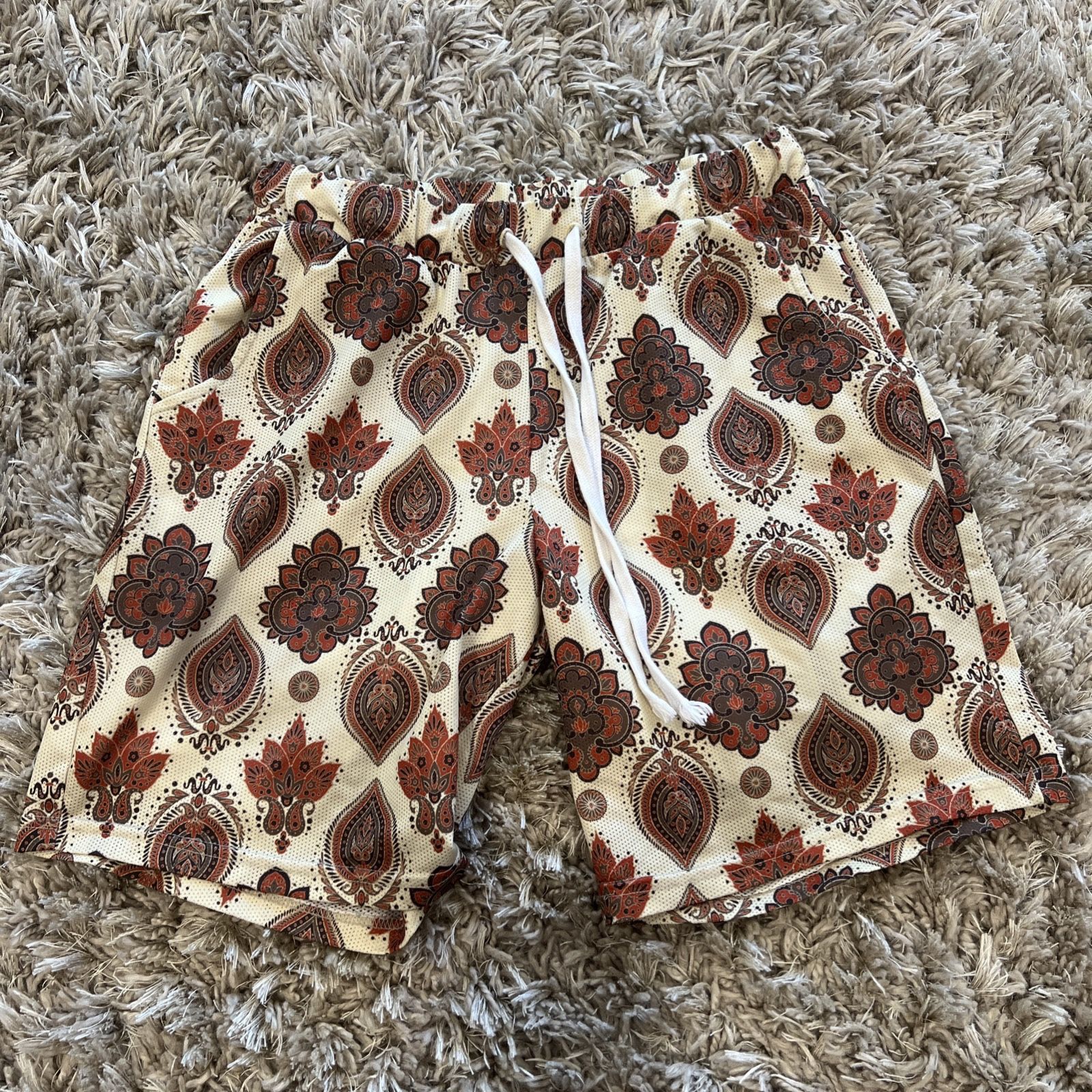 BoohooMan Carpet Sweat Shorts Men’s Size L