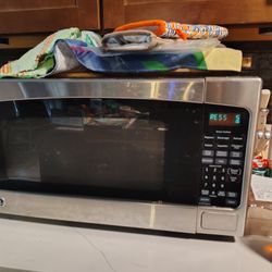GM Microwave 
