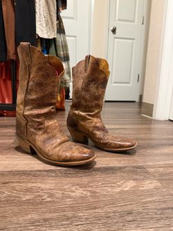 Size 10 Justin Boots Brown Distressed Leather Western Heeled Boots