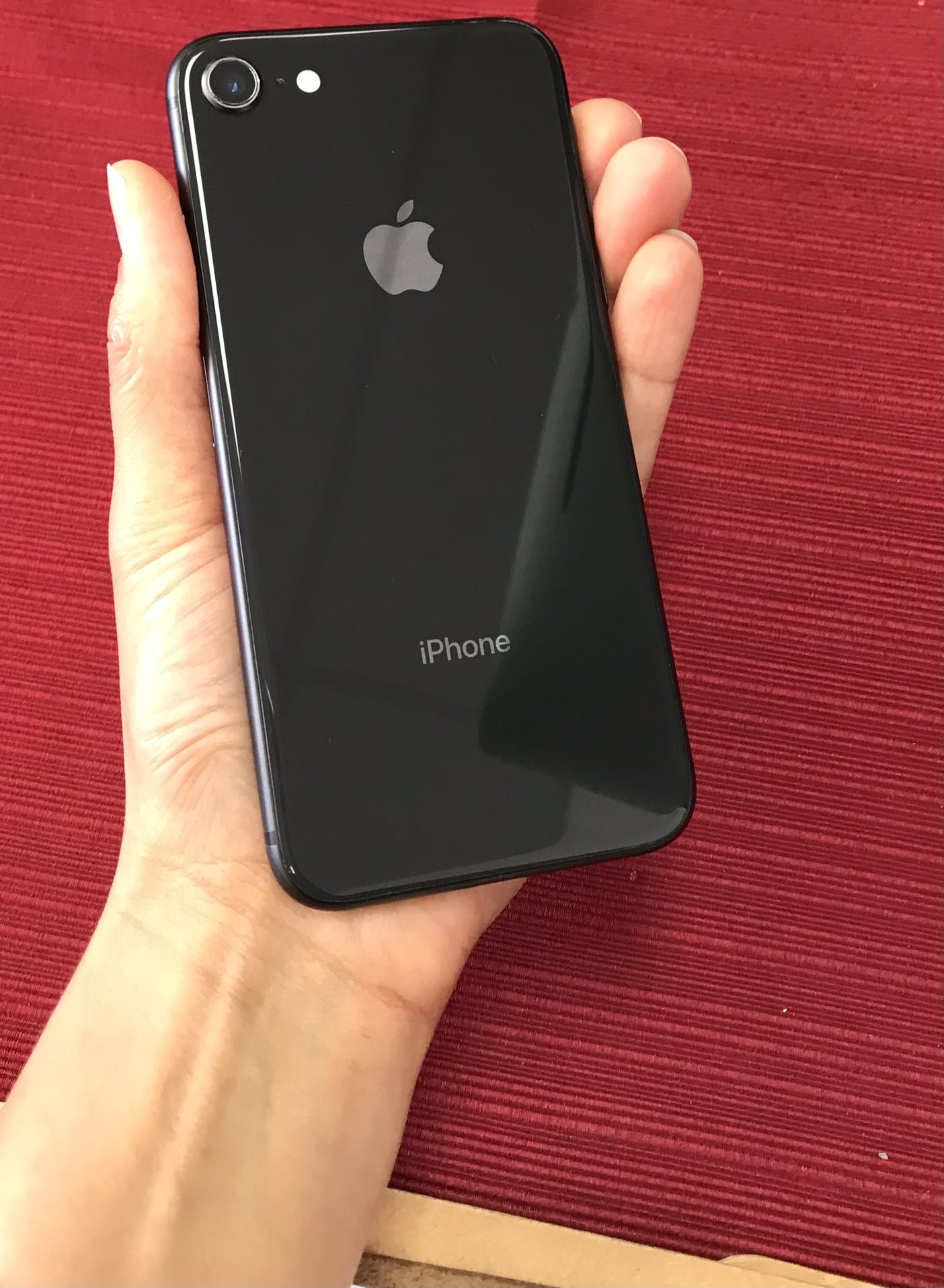 iPhone 8 64GB Unlocked Excellent Condition
