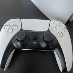 PS5 With All Cables And One Controller 1TB For Sale 