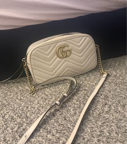 Gucci Marmont bag