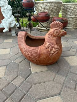 Terracotta Rooster Planter Pot