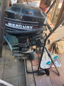 8 hp Mercury outboard 200 or best