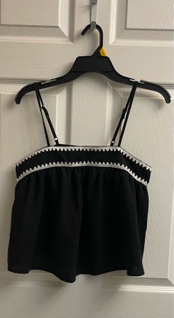 Brand new Juniors black & white top size M