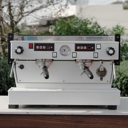 Linea Classic 2 Group Espresso Machine 